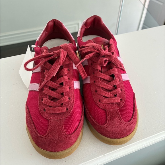 Gola Shoes - NWOT Gola Red and Pink Women's Sneakers
